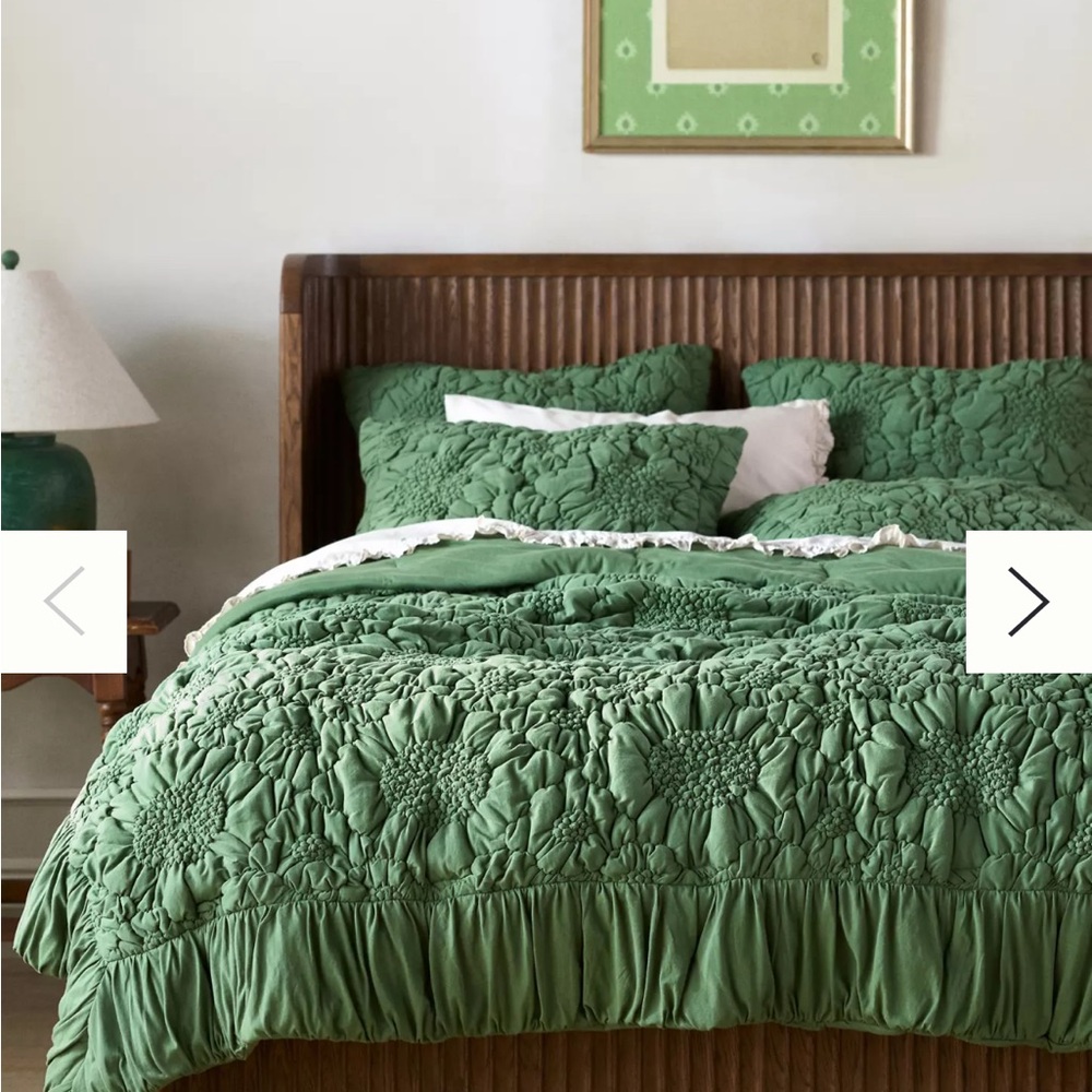 Anthropologie Floral quilt 100% cotton jersey